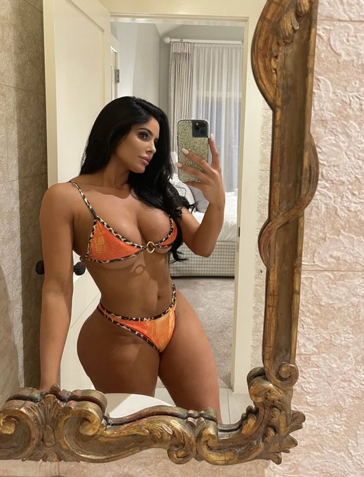 i would wish you the best but i am the best 🤠 https://t.co/r9jKOf7ysM