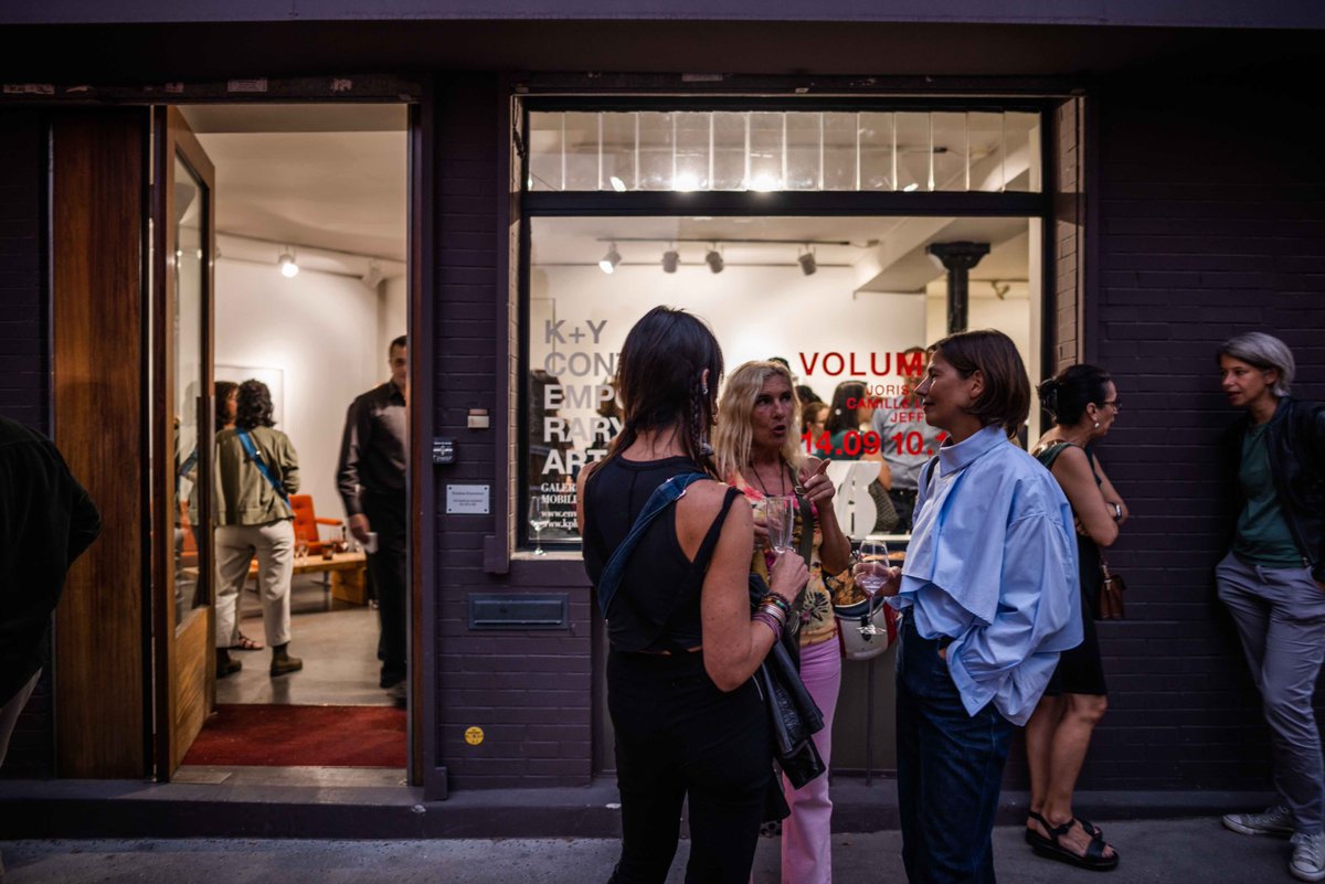 K_PLUS_Y's tweet photo. #VOLUMES 🌐 - There was such great energy to welcome our #artists Joris Ghilini, Camille Levert, and our artist from London, Jeff Robb at the #opening! Come and discover their 3D #artworks until 10 October.

#Galerie K+Y / 24, rue Treilhard
https://t.co/Zjj3IHLKeX https://t.co/wkw0TCWJi8