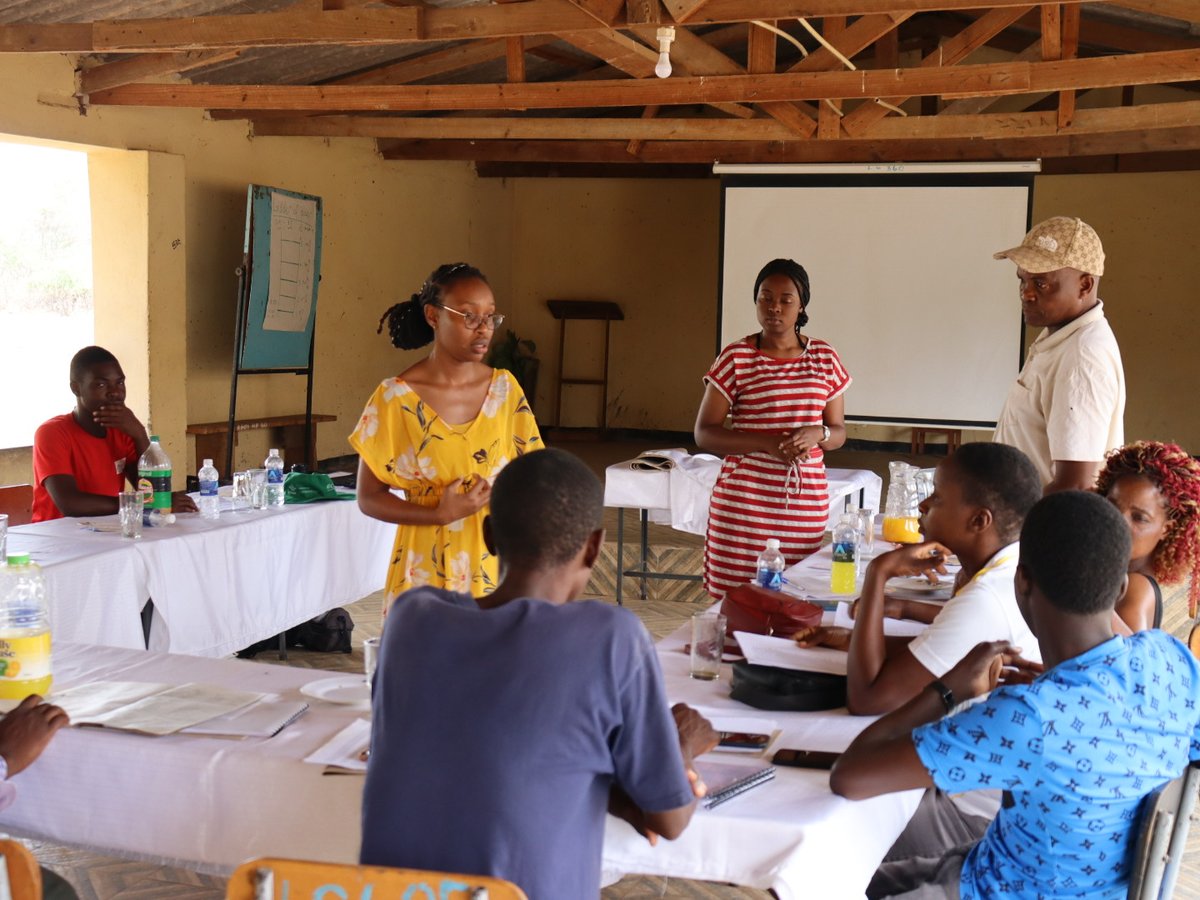 Engaging stakeholders effectively can help ensure that everyone is on board, understands the project's goals and vision
Mbire enumerater training highlights @DennisJrUrbanAg <a href="/tellysibbs/">Telma Sibanda</a> <a href="/CIMMYT/">CIMMYT</a> @classicagronomy