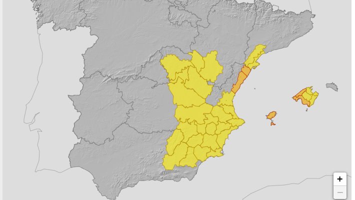 📢⛈️Precaución por #lluvias y #tormentas a lo largo de la tarde.

☔️Modera la #velocidad. 

↔️ Aumenta la #distancia de seguridad. 

🏍️Si vas en #moto, procura frenar suave y abre los orificios de ventilación del #casco para prevenir el vaho y tener buena visibilidad.