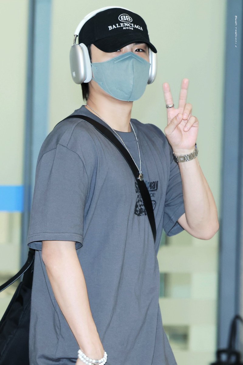 BeWoojin's tweet photo. #박우진  #THE_FUTURE_IS_OURS #AB6IX
230918 ICN HQ💕 https://t.co/Lht0ILr6hP