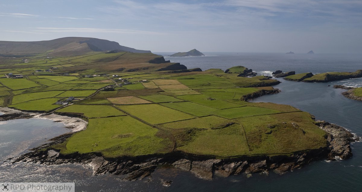 PhotographyRpd's tweet photo. #Portmagee #Derrynane #kerrycliffs #skellig
#wildatlanticway #kerryeye #discoverireland #bordfailte #dronephotography #ireland #kerrytourism #kerrytoday #ringofkerry #tourismireland
The Skelligs, Portmagee and The Kerry Cliffs https://t.co/wGGJno7FWa