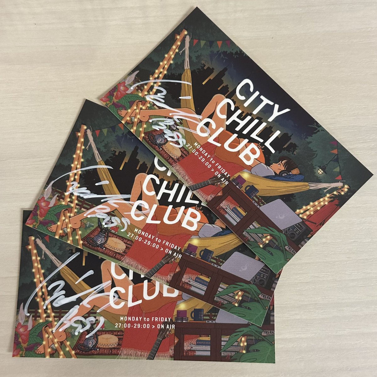 CITY_CHILL_CLUB's tweet photo. 【ステッカープレゼント】
9/14のミュージックセレクター 菅原寛人（鋭児）さんのサイン入り番組ステッカーを抽選で3名様にプレゼント！

応募方法は
CITY  CHILL CLUBをフォロー(@CITY_CHILL_CLUB)
+
このツイートをRT&amp;いいね

で完了！
〆切は9/30です！ https://t.co/cPmaLQWcOB