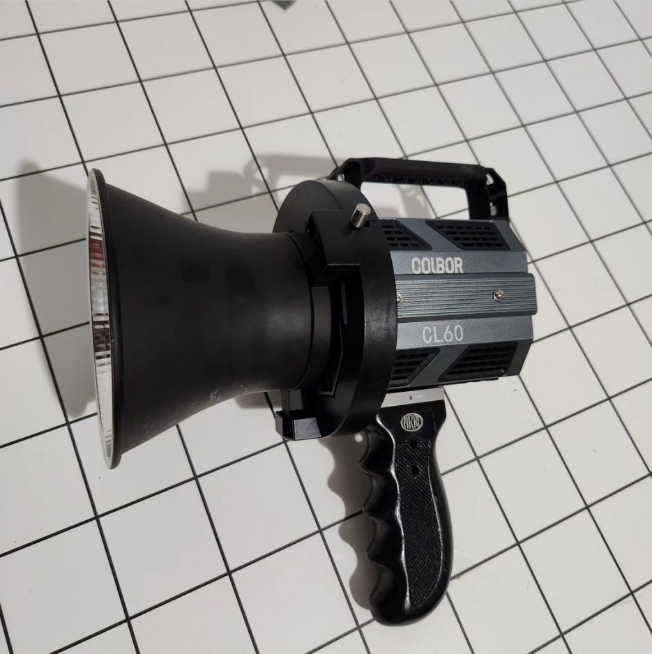 colborlight's tweet photo. Guerilla Style Top Handle for Run/Gun | COLBOR Accessories Design Contest Gallery

💡 Model: #ColborCL60 / #ColborCL100X 
👨‍🎨 Designed by: @imceuk 

🔗 Click to Enter, Win $30K Prizes 👉https://t.co/bkCshBSOT6

#DIYcolborlight  #colborlight #COLBORCL60 #COLBORCL60R #COLBORCL100X https://t.co/SEU6jkJdYi