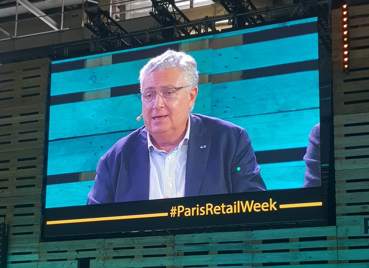 #ParisRetailWeek. <a href="/JacquesCreyssel/">Jacques Creyssel</a> <a href="/FCDfrance/">Fédération du Commerce et de la Distribution</a> revient sur la nécessité de doubler le niveau des investissements dans le #commerce d'ici 2030 pour assurer la triple transition #écologique, #digitale et des compétences 👉 un enjeu 🇫🇷 et 🇪🇺