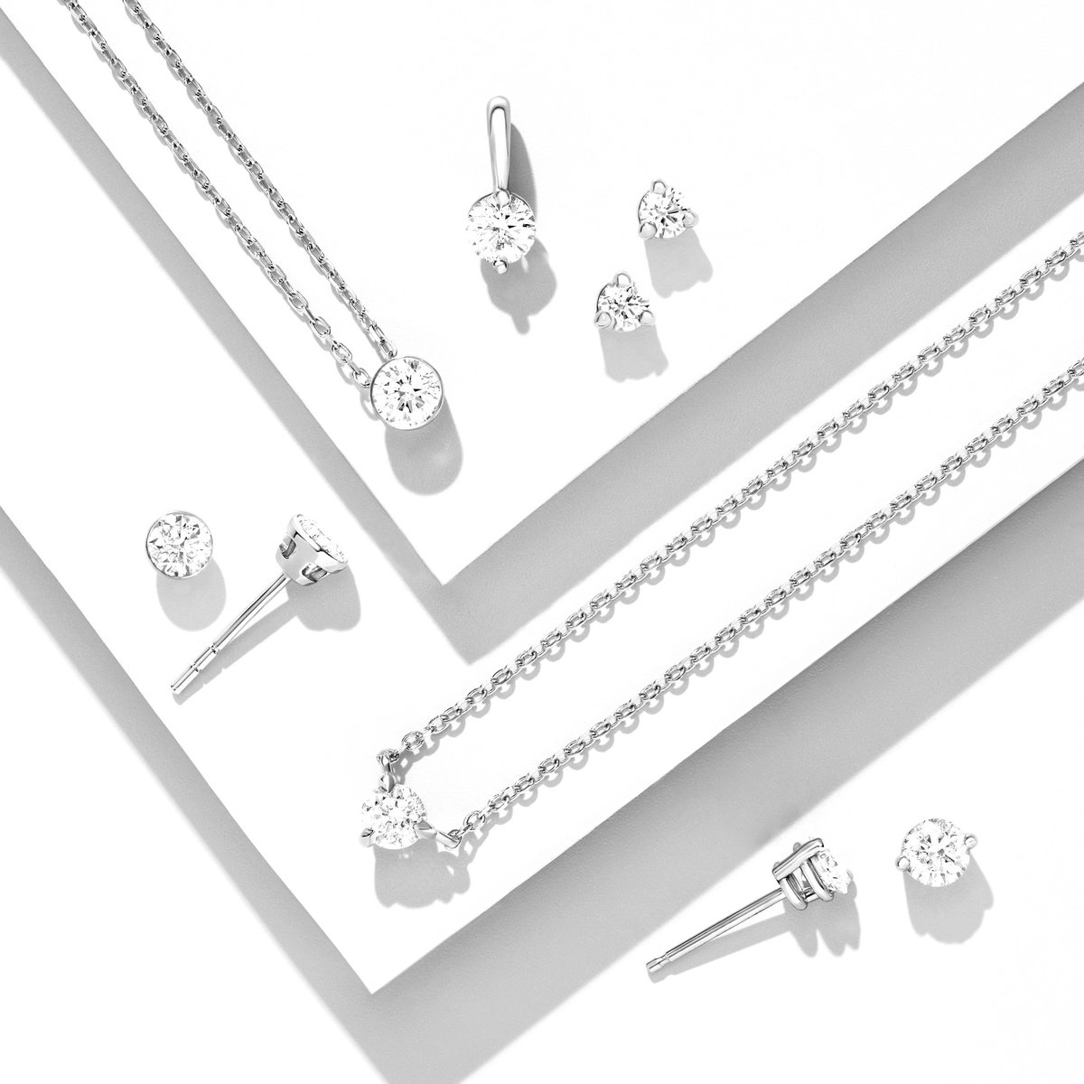 Platinum Jewellery - Elevate your style with our premium jewellery range! Custom made to order. Diamond Platinum Jewellery will bring out your sparkle. 

#jewelsofstleon #platinumjewellery #luxury #diamondjewellery #sparkleandshine #platinum #jewellery