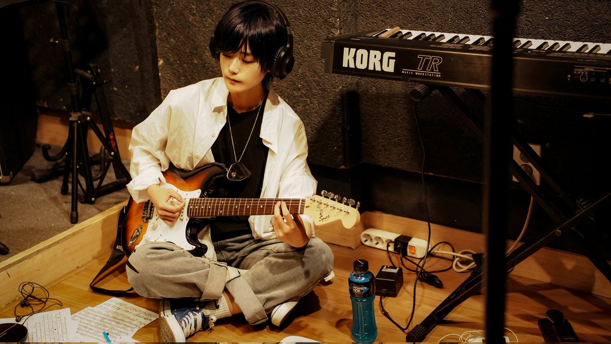 grove_photo's tweet photo. 🎸GARBAGE SOUND🎸
가비지 사운드 - 진재유

P.  @grove_photo 📷
cos. @lm8ml 🎸 https://t.co/xJ2kJN2EJl