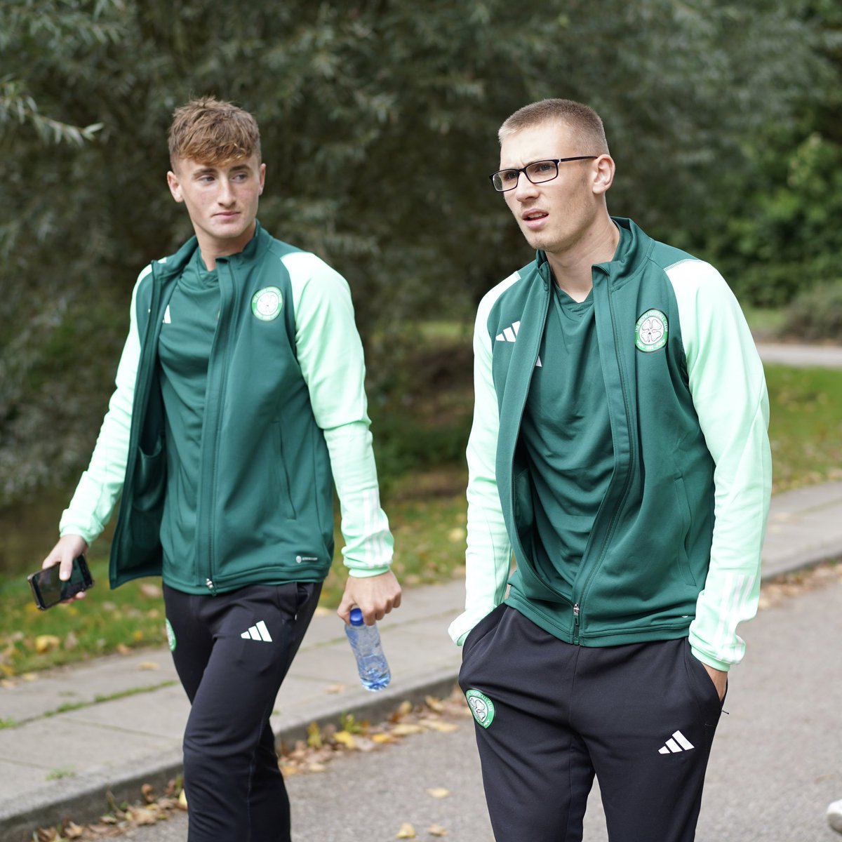 CelticFCB's tweet photo. Morning walk ✅

#FeyenoordCeltic | #UYL | #COYBIG🍀 https://t.co/anSczNXkmL
