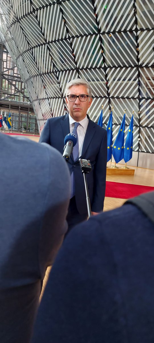 MZEZ_RS's tweet photo. At #GAC, StateSec @markostucin emphasised that #Slovenia 🇸🇮 is a strong advocate of multilingualism (and the use of regional and minority languages), and supported the proposition that Catalan, Basque and Galician be recognised as official #EU languages. https://t.co/DMrOgDkNAy