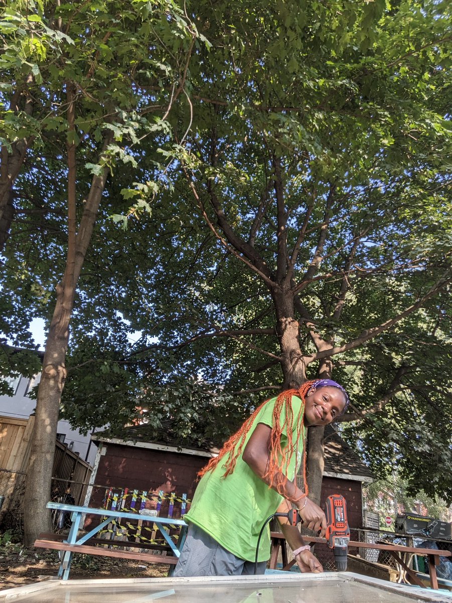 GardenKimbourne's tweet image. I had a blast with this #coldframe project. #Sawing a way and #drilling nonstop, wondering if it will work out. Parts were figuring out what to do as you do it. But that's what it means to #DIY. Visit kpuc.org/garden to read more about this project.
🪛🔩📐📏🪚