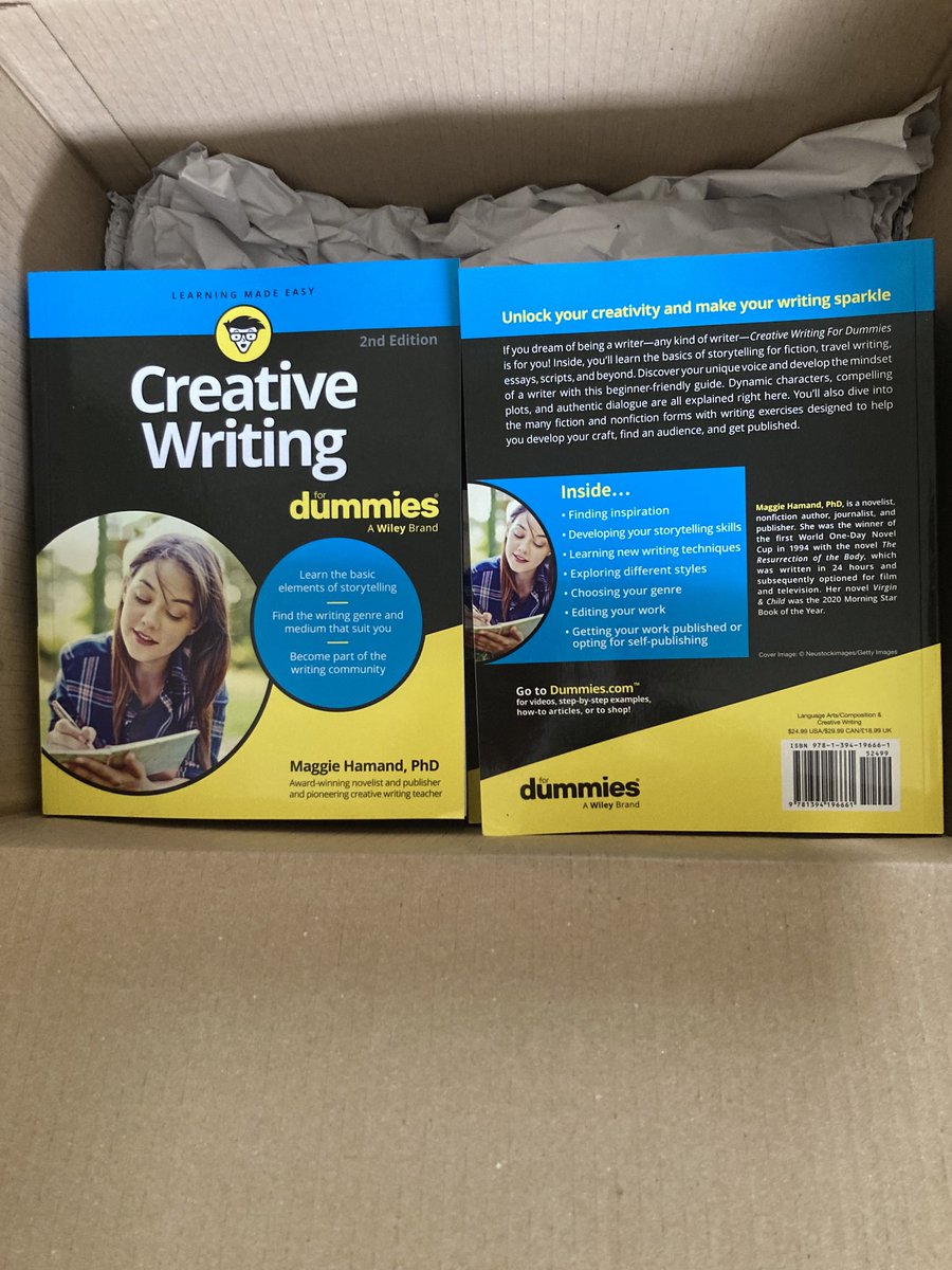 They’re here! Author’s copies of my new revised edition of Creative Writing ⁦<a href="/ForDummies/">For Dummies</a>⁩ just delivered to my door! #amwriting #amreading #books