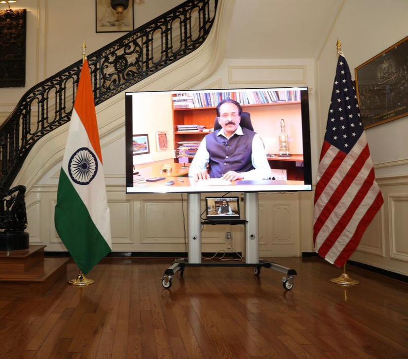 SandhuTaranjitS's tweet photo. An evening celebrating successes of 🇮🇳 Chandrayaan-3 and Aditya-L1 missions! 

Delighted to have 🇺🇸 friends from @NASA, National Space Council, and @StateDept, as well as from the broader space fraternity join us on the occasion. https://t.co/vnoWKCg6mh