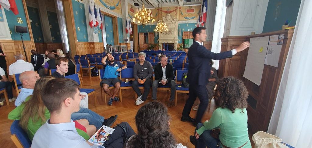 fairplayVIDC's tweet photo. Listening to moving stories of discrimination &amp; #inclusion in sport with Omar Daffe #SeriaA, Valentina Petrillo, #transgender athlete &amp; Alpha Camara, coach. Proud to be part of #SentrySport @EUErasmusPlus project, 🙏🏾 to the city of #SaintDenis for hosting us during @rugbyworldcup https://t.co/yXE8MEfzNy