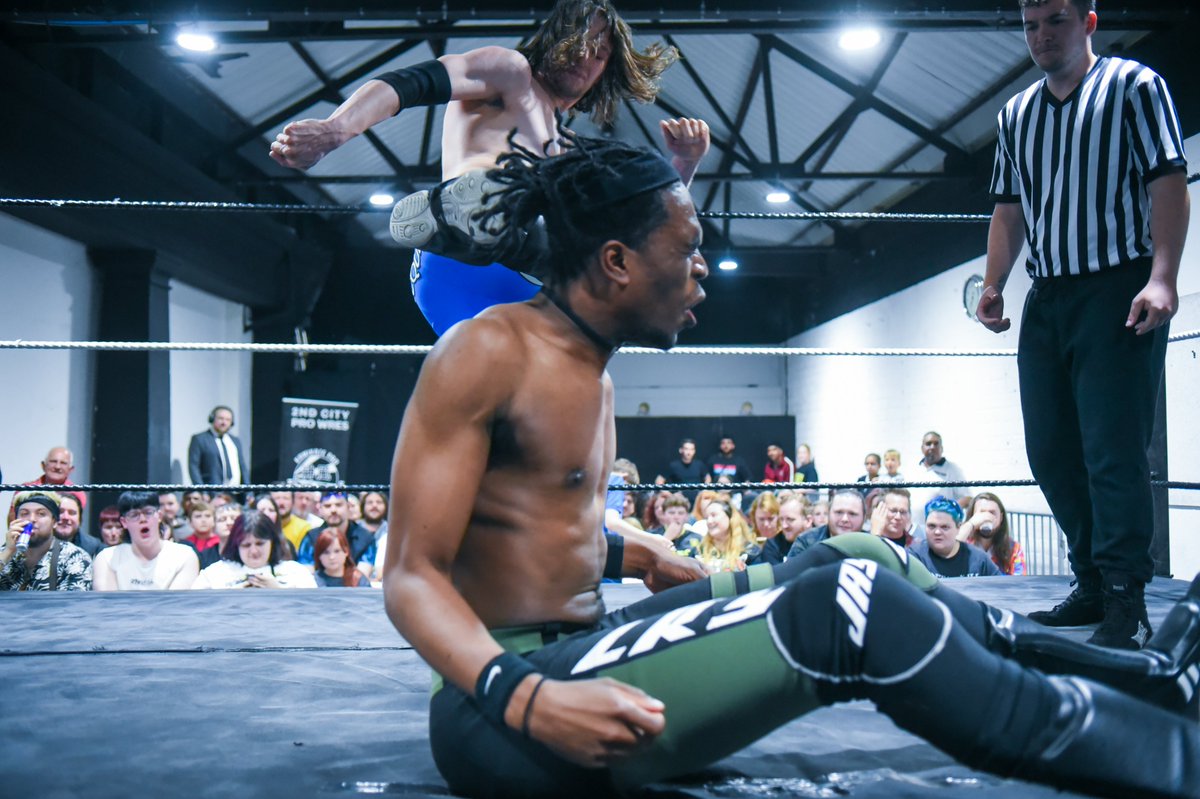 KamikazeProUK's tweet photo. @TheMirrorcat @KieranMcQueenPW @JayCeeWrestler #KPLive37 Match Two
@KieranMcQueenPW vs @JayCeeWrestler
#KeepItPro #2ndCityProWres #RelentlessForever https://t.co/Qe40yTOkJm