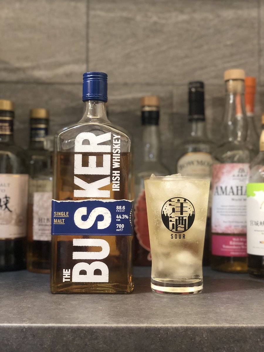 今日は昨日六丁の目やまやからうちに来た青バスカーのハイボールからスタート🫶🏻
飲みやすーい！