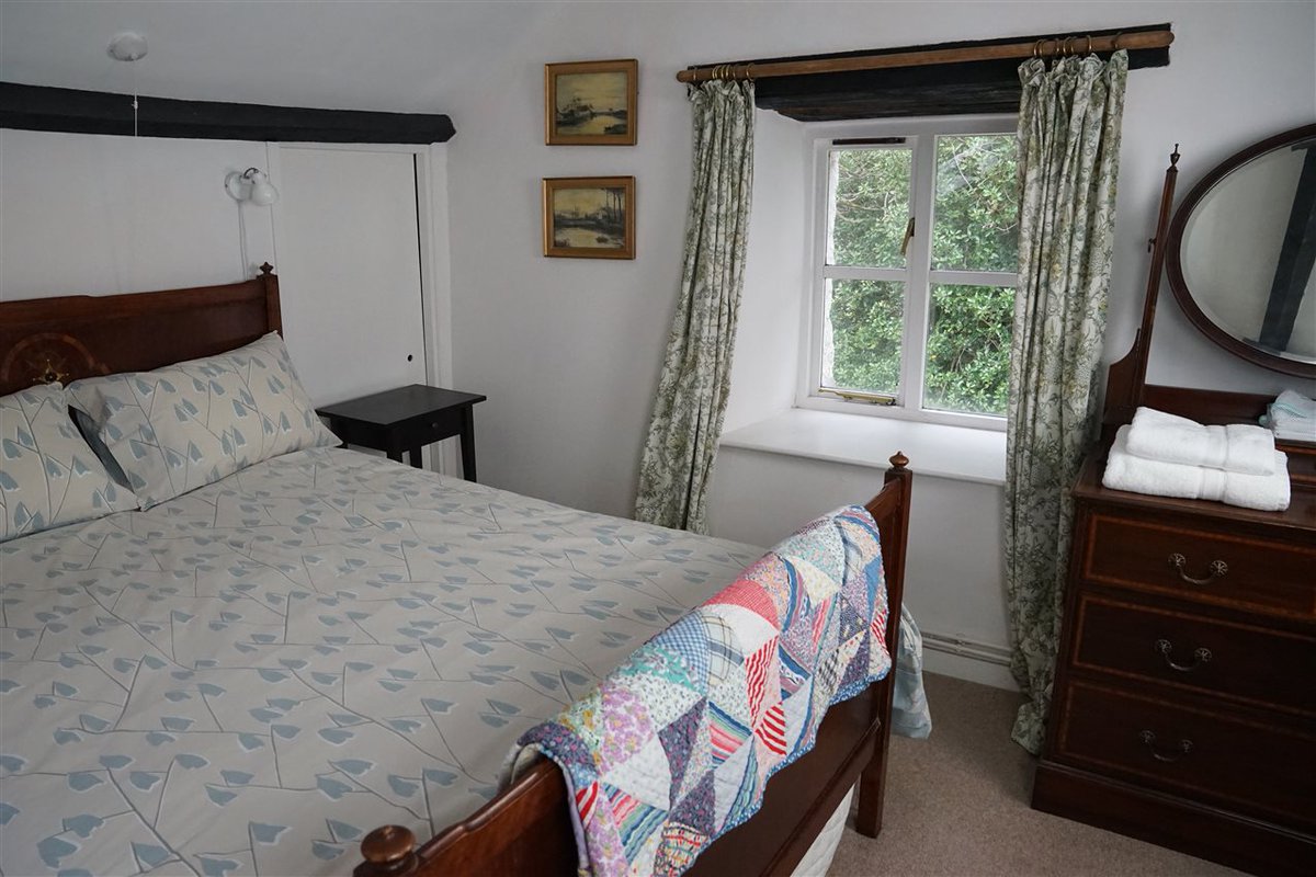 Farm Stay UK tweet media