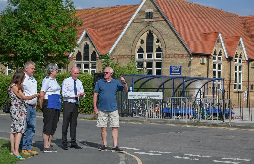 PCCCambs's tweet photo. Friday was all about #Fenland - visiting councillors in #Manea to discuss parking concerns, joining the #Guyhirn Community Speedwatch team and meeting local business owners in #Wisbech to listen to concerns. #PuttingCommunitiesFirst @FenlandCouncil https://t.co/VQ3XdVA47s