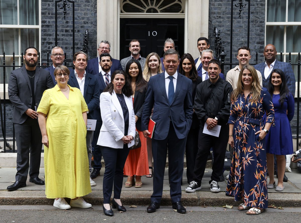 Last week our Co-Founder Simon Deeny joined a small delegation at 10 Downing Street!

Simon was very proud to be in attendance and enjoyed  sharing his recommendations for SME growth.

Special thanks to Emma Jones and Enterprise Nation for the invitation and to 10 Downing Street!
