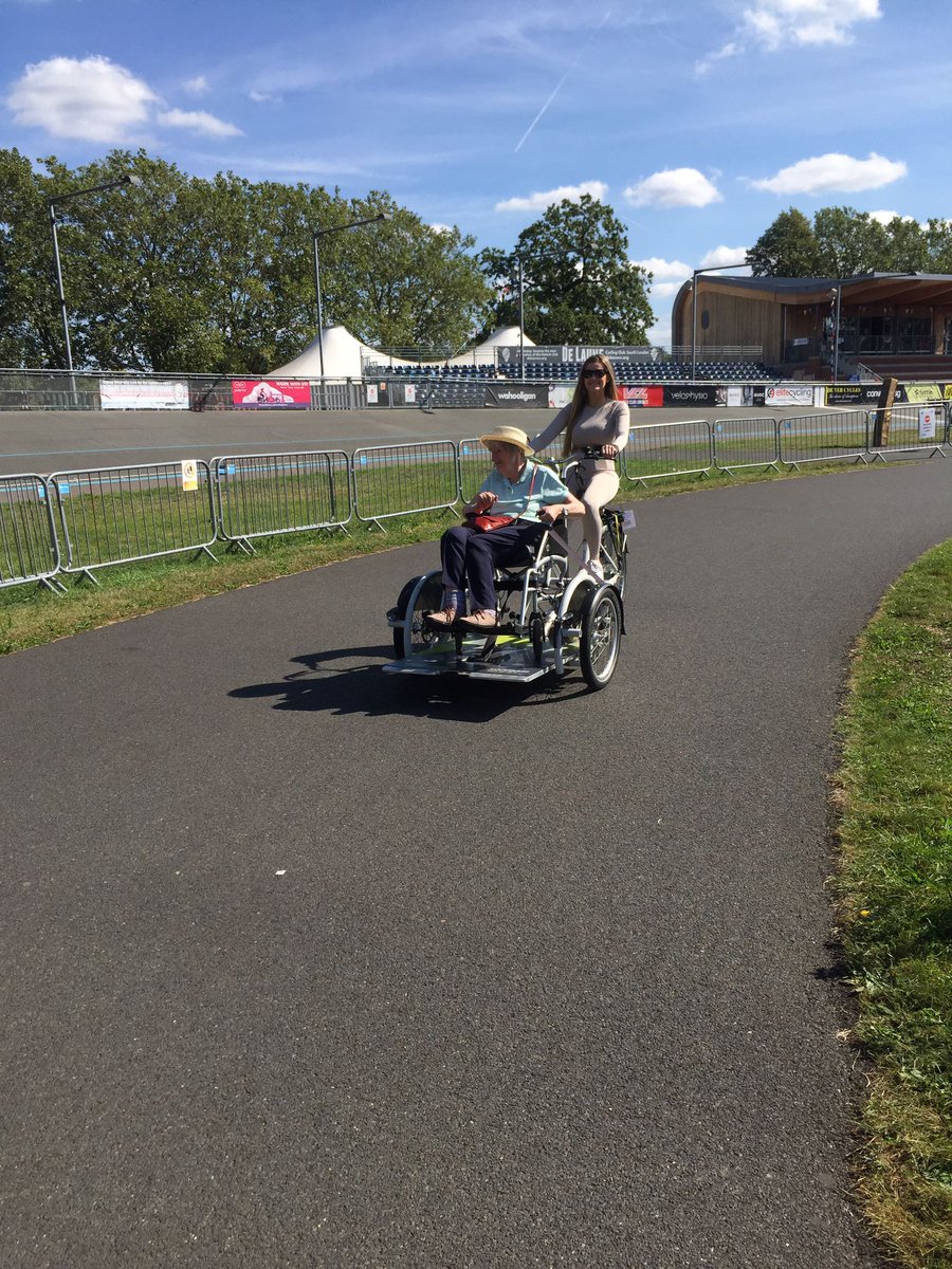 Time & Talents VIPs (Visually Impaired Group) had a fantastic time at @Wheels4Well last week! #se16 ##MyCycleMyMobilityAid #DisabledCycling #AgeingWellSouthwark
@lb_southwark @evenor23  @GenetteLaws @SouthwarkMayor
