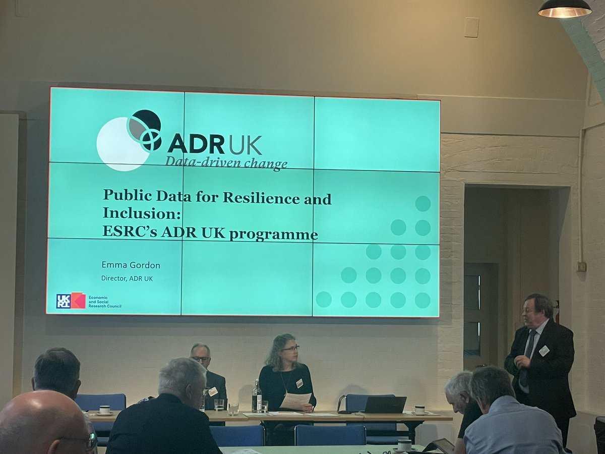 alexsingleton's tweet photo. Currently representing @CDRC_UK at an event at the @RoyalStatSoc discussing the future for UK Statistics Authority https://t.co/56kj7mfeGR. I will complement @emma_v_gordon talking about @adr_uk later with a conversation about using @SmartDataRes for social exclusion policy. https://t.co/SJfKMpdER7