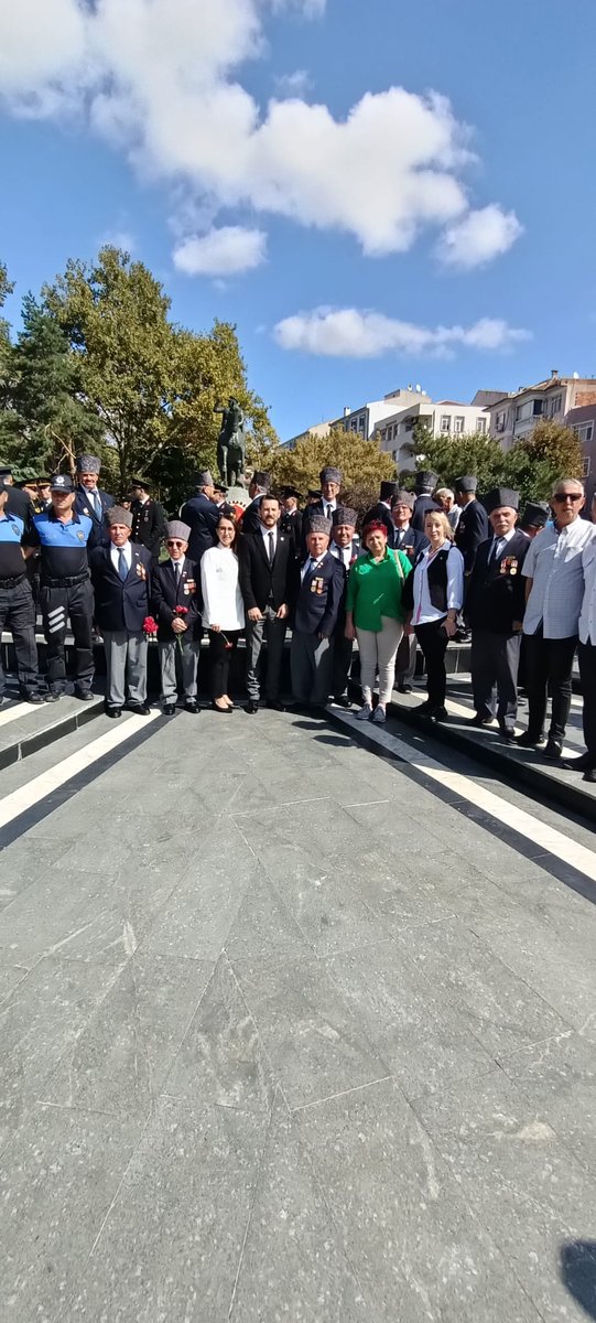 VolkanAKMAN_39's tweet photo. Şehadeti göze alan, şehadet için yola çıkan, nasibine de "yaşarken alınabilecek en yüce paye" olarak gördüğümüz; başta, Gazi Mustafa Kemal Atatürk olmak üzere tüm gazilerimizin Gaziler Günü'nü en içten dileklerimle kutluyorum..."
🇹🇷🇹🇷🇹🇷🇹🇷🇹🇷🇹🇷🇹🇷🇹🇷����🇷🇹🇷🇹🇷🇹🇷🇹🇷
@meral_aksener https://t.co/j2rvQwzauj