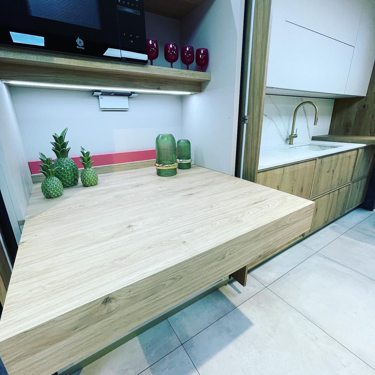 ShowRoom Barral tweet media