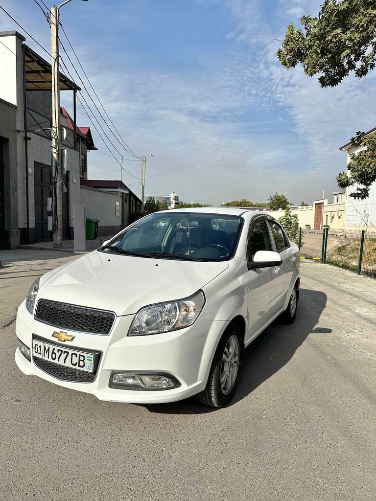 Машинамни сотмоқчиман
2018 йил
94800 км юрган
4-авлод Метан газ қўйилган.
Краска қилинган жойлари бор. 
<a href="/xushnudbeck/">Xushnud Xudoyberdiyev</a> лардан 2020 йил олгандим. 50 минг юрганди. 3 йилда салкам 45 минг юрдим. 

Нархи 11 500 у.е. танишларга ўтиб берилади. РТ қадрланади.