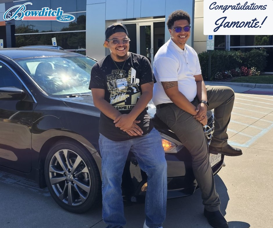 Congratulations Jamonte and welcome to the Bowditch Family! Here we have Jamonte and his brother Kelcey posing in front of his newly purchased 2018 Nissan Altima!