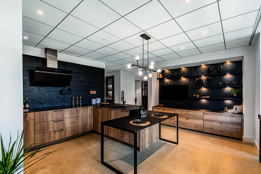 kbbreview tweet media