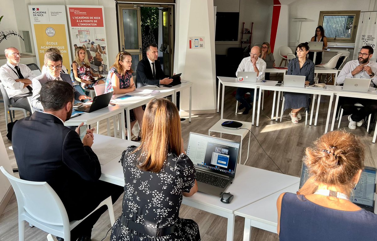 NatachaChicot's tweet photo. Séminaire ce matin avec l’ensemble des pilotes du programme de lutte contre le harcèlement #pHARe une occasion de rappeler la nécessaire mobilisation de tous. Merci à Nora Fraisse et Marie Cartier pour leurs mots et leurs conseils https://t.co/36uxKuGPT6