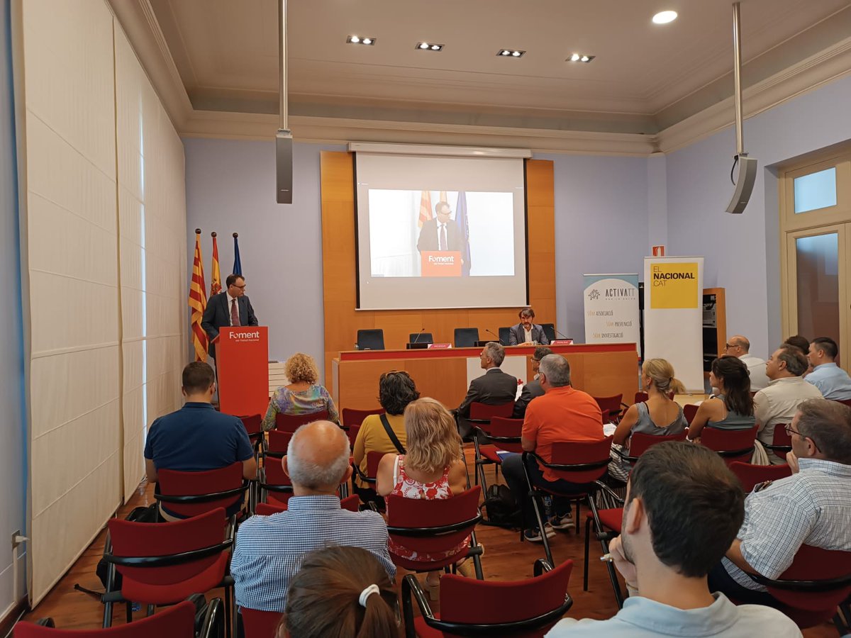 Participem en el II Fòrum de Medicina Personalitzada organizat per <a href="/FomentTreball/">Foment del Treball Nacional</a> <a href="/FundacioGrifols/">Fundació Grífols</a> @activattrombosi i <a href="/gencat/">Generalitat de Catalunya</a>.

🔛 Comença la jornada amb conferència magistral del Dr. Cristóbal Belda, director de <a href="/SaludISCIII/">Instituto de Salud Carlos III (ISCIII)</a>, introduït pel Dr. <a href="/JSurralles/">Jordi Surrallés</a>, director #IIBSantPau.