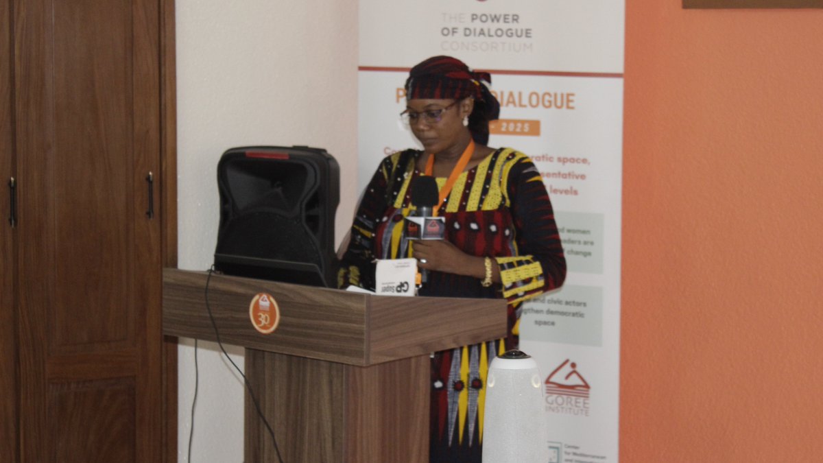 goreeinstitute's tweet photo. #gyla2023 La présentation des change projects constitue l’essentiel du jour 2 de l’atelier. Chaque mentee présente le projet pour lequel il a été sélectionné, sous la supervision des mentors qui les évaluent. #powerofdialogue https://t.co/Mrh7JsuzHg