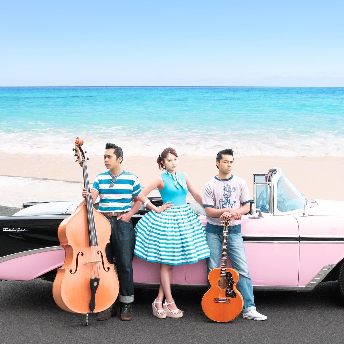 ROCKIN'CRUISIN 18th LIVE GUEST 

The Biscats 

The Biscats(ザ・ビスキャッツ)はモデル、ファッション・プロデューサーとしての顔を持つ Misaki(青野美沙稀)を中心に結成バンド名は音楽記号のbis繰り返すと先人Stray Cats・BLACK CATSからcats現代にロカビリーブームを起こすの意The Biscatsとなる