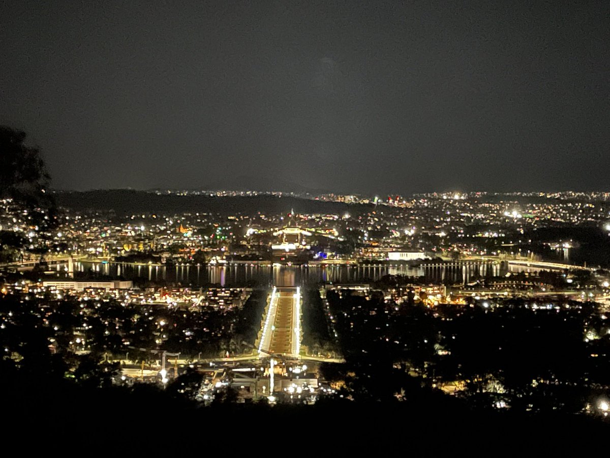 久しぶりにツイートします
まだまだ暑いですねー
体調管理しっかりしていきましょう
夜景が綺麗だったので^_^