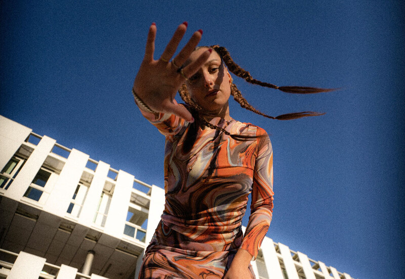 Dimanche à #Niort   (<a href="/LeCamji/">Le Camji</a>):Concert ALX vivre-a-niort.com/actualites/age…