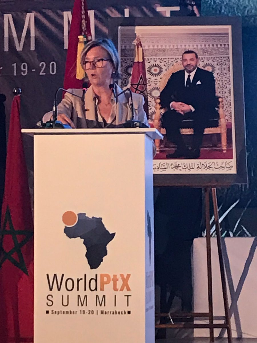llombartpatUE's tweet photo. L’hydrogène vert sera essentiel à la décarbonation de nos économies et le Maroc est un partenaire naturel pour ce nouveau marché.
Au #worldptxsummit, j’ai exprimé l’importance du partenariat Maroc UE 🇲🇦🇪🇺 pour en tirer tous les bénéfices. #PtX #hydrogenevert #MarocUE #hydrogen https://t.co/PeBmkLNW5o