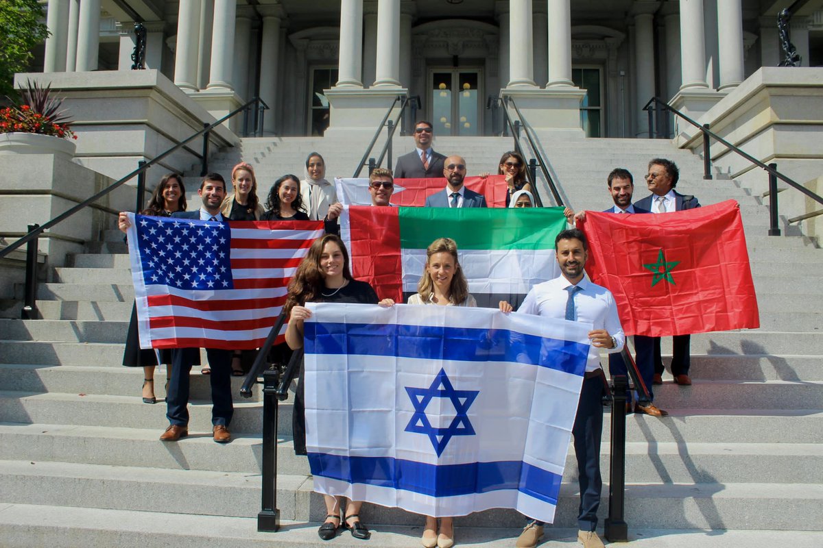 שמח לספר על משלחת מיוחדת והיסטורית שיצאנו אליה בישראליז, לרגל חגיגות 3 שנים להסכמי אברהם! המשלחת מנתה חבורת אנשים מוכשרים ומרשימים ביותר מישראל, בחריין, מרוקו ואיחוד האמירויות, אנשי חזון ובעלי אומץ לב המבקשים לייצר סדר יום חדש ברחבי המזרח התיכון. במשלחת פגשנו חברי קונגרס וסנאט.