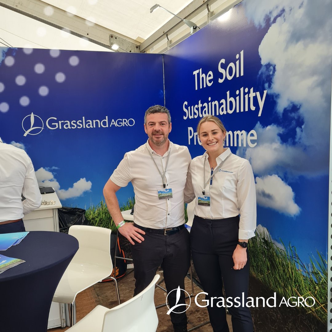 Grasslandagro's tweet photo. The weather might be miserable but the atmosphere is great here in the Innovation Arena at the @NPAIE Championships 🎪🚜
Don’t forget to drop by and have a chat with the team who are looking forward to seeing you all 👀 We’re in Row 18 and booth 12 in the Ag Tech Arena 👌 https://t.co/vV6TFIxX1R