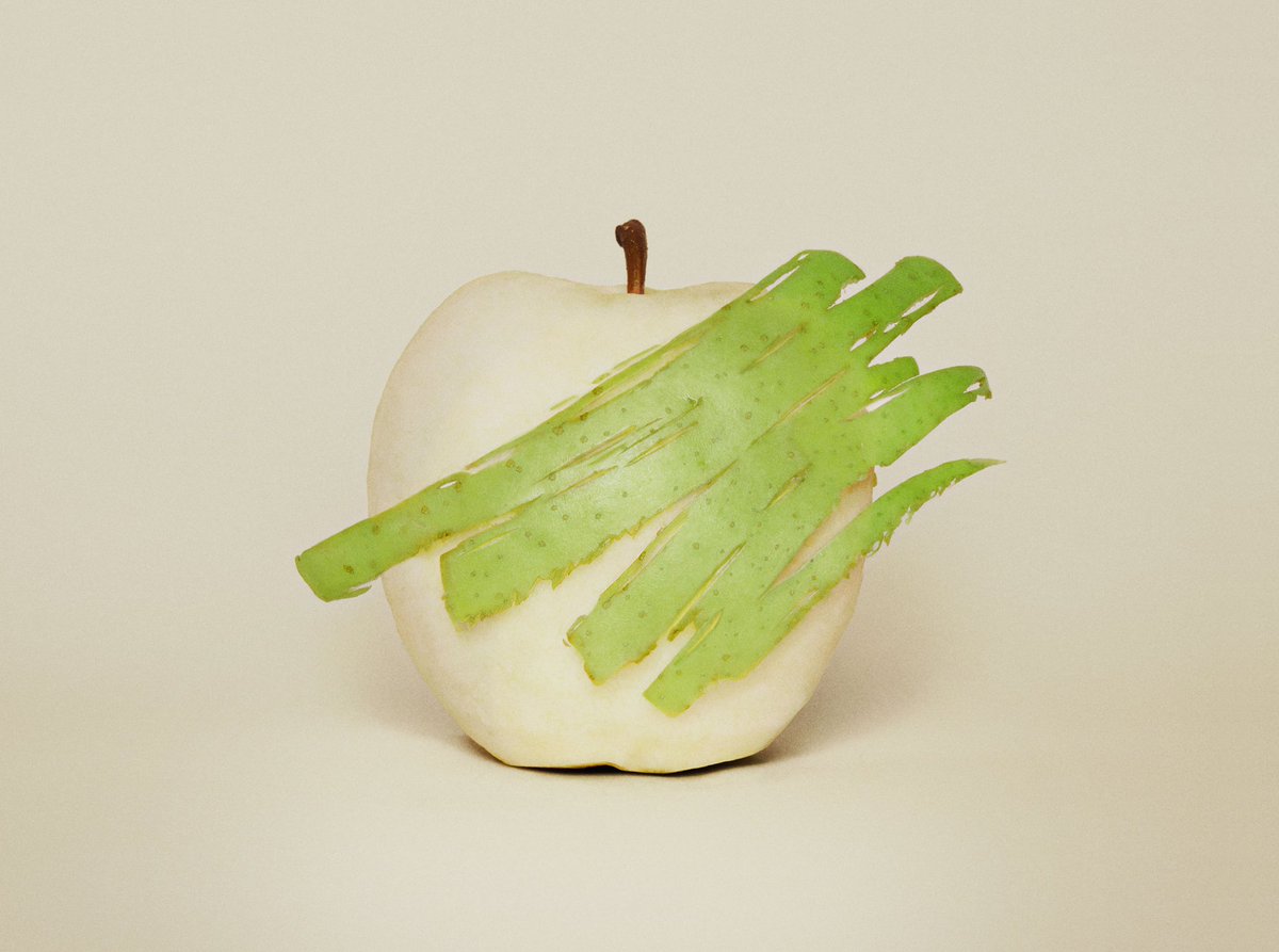 y_u_n_i_c_h_a_n's tweet photo. New work 🍎🖍“marker pen”
#markerpen #apple #greenapple #paint #fruits  #peel https://t.co/pShrTTQVs8