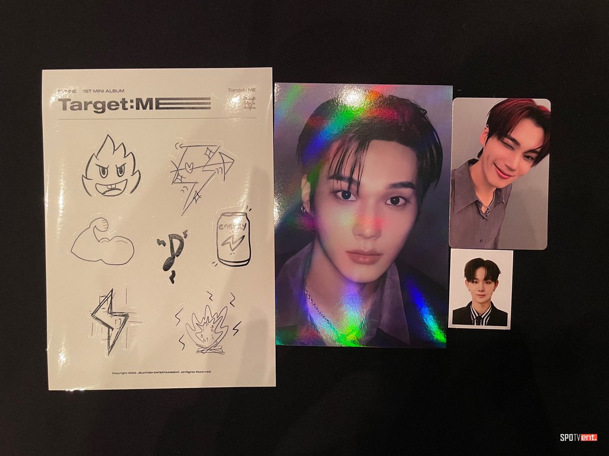 phb_thinker's tweet image. omg!!!! hanbin photocard and postcard from EVNNE’S album 🩵