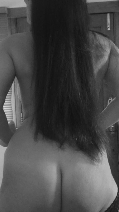 Cum and take me from behind 😈😈😘 https://t.co/EToy3dJUC4