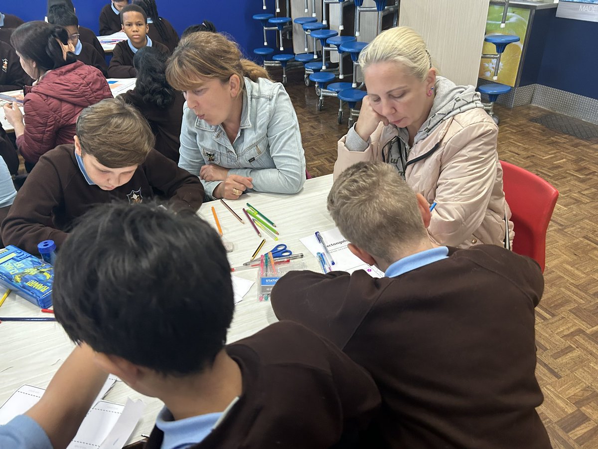 StClaresVoice's tweet photo. Fantastic first parent workshop. Children had the opportunity to create prayer boxes with their families and share thoughtful ways to pray. Thank you for all the families who attended π #catholiclife #year6 #prayer #prayerboxes https://t.co/HMB5teWX7v