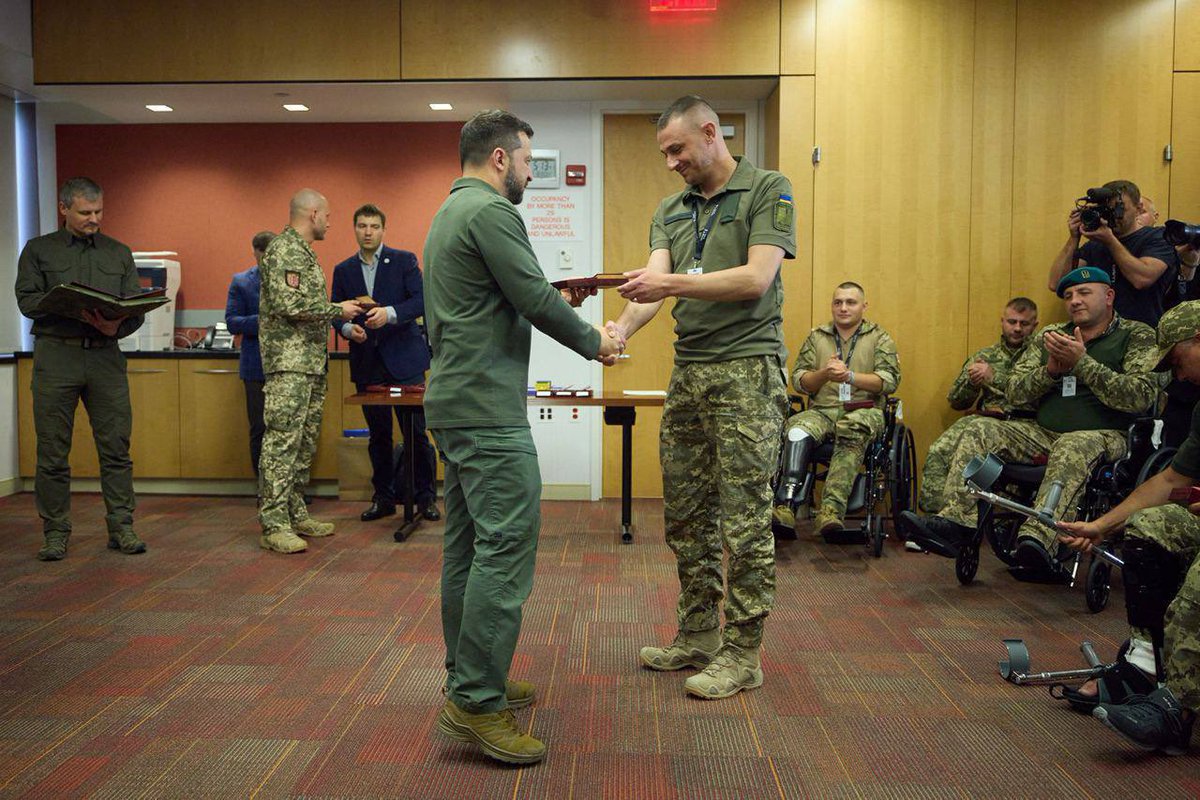 Saint Javelin tweet media