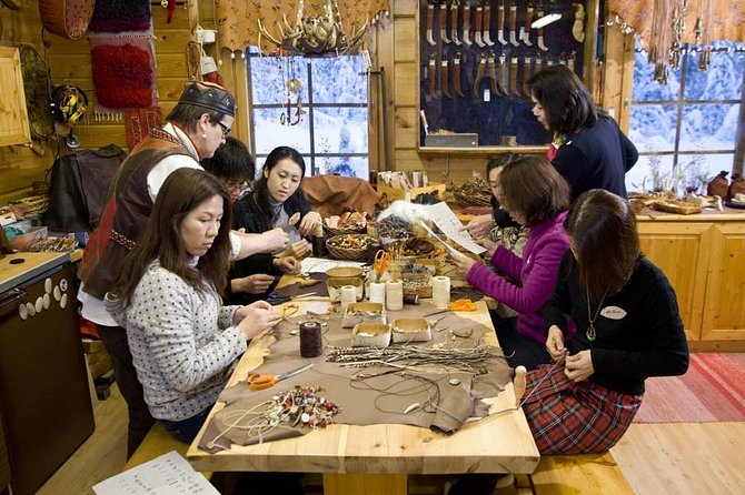 dott_tickets's tweet photo. #Visit a #traditional log-built #family #home & #watch a #demonstration of how #reindeer #antlers are #fashioned into #decorative #Lappish #items & #accessories.
To book quote Ref: VIT/HW👉https://t.co/KrRLaNApzZ
#chritsmas #tourism #thingstodo #art #classes #workshops #lapland https://t.co/TEGcxro3Xh