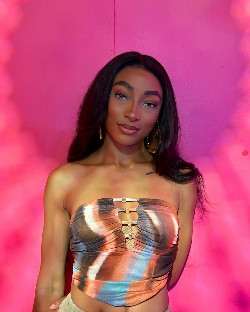 MayvennHair's tweet photo. @_larxene 24β³ in #MayvennHair Loose Wave HD Lace Front Wig π #MayvennHair #MayvennMade #HDLaceFrontWig #HDLace #LooseWaveWig #LooseWaveBundles #LooseWave https://t.co/MdFJzQW7z8