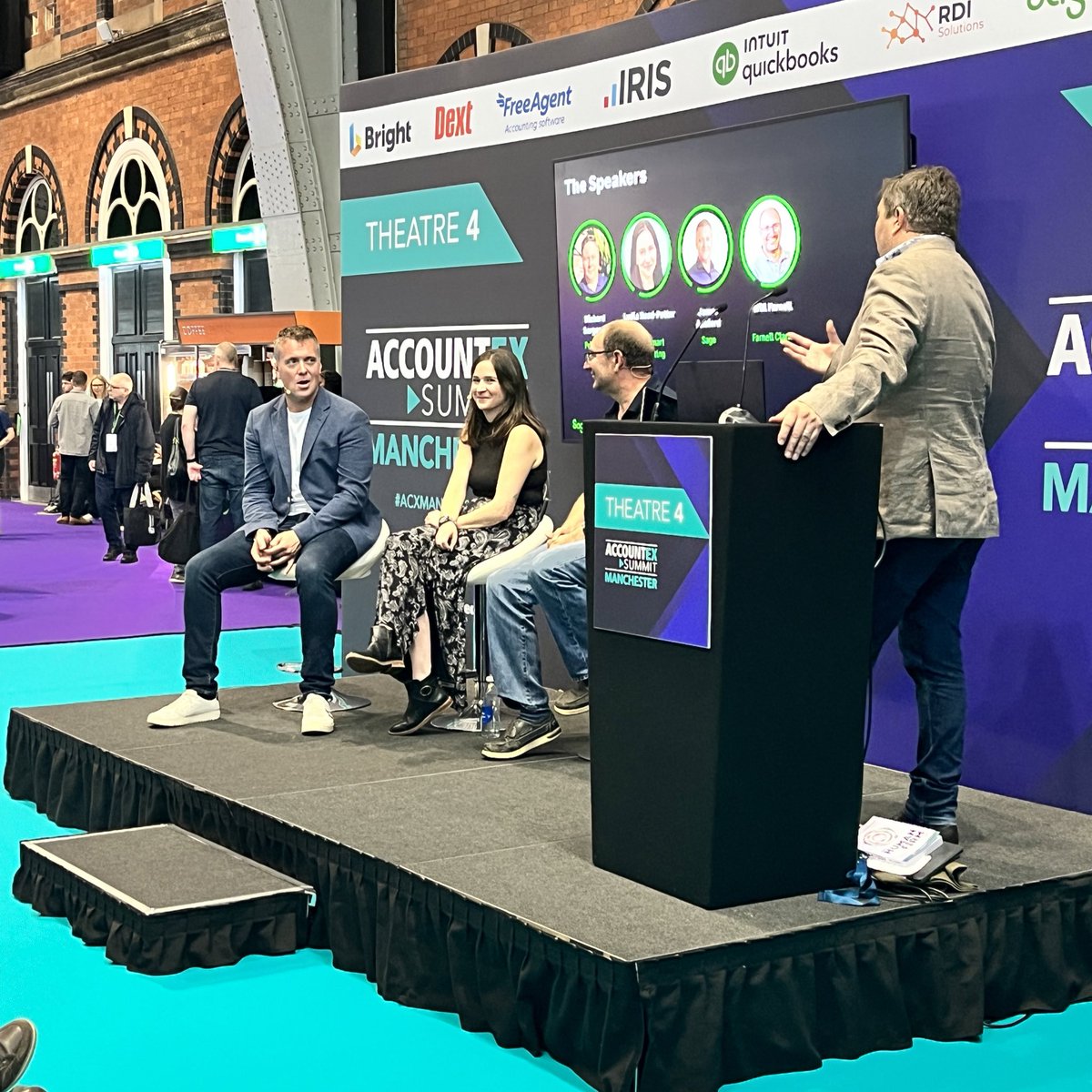You SHOULD take it personally! Why knowing your client can never be boring. 🤩

Standing room only for our @Accountex session all about client relationships. #SageForAccountants