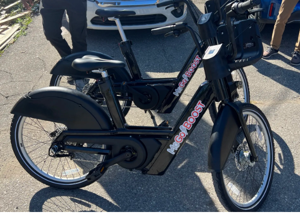 DetroitGreenway's tweet photo. Bike share MoGo wants to go all in on e-bikes via @axios. Boost bikes are ridden three times more than its standard bikes
https://t.co/es8Z4k7DQ4 https://t.co/XngbwN5gjO