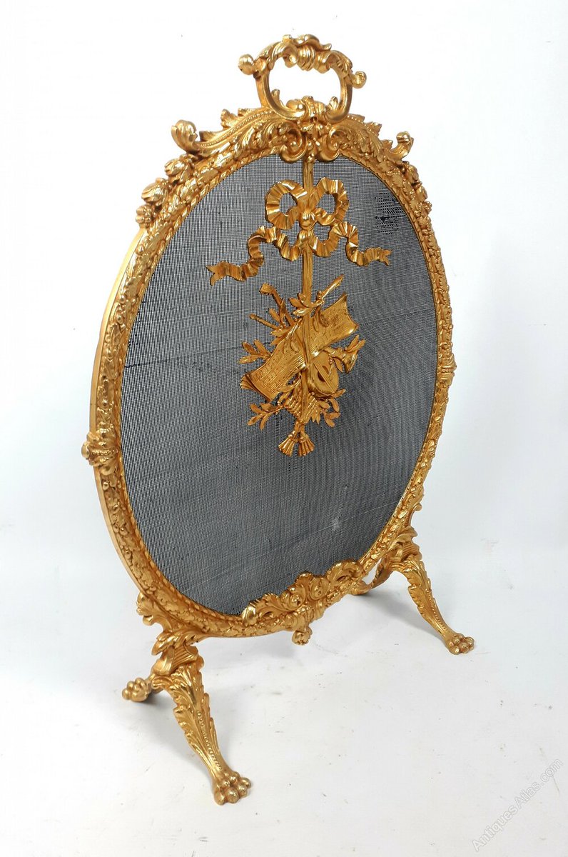 antiques_atlas's tweet image. For sale on Antiques Atlas is this exceptional quality fire screen antiques-atlas.com/antique/a_exce… Great for any room even brighten up an empty corner space
From Andrew Lovatt #antiques 
#antiquefirescreen #firescreen #fireplaceaccessories
