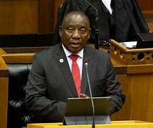 Kundimasekesa's tweet photo. President Ramaphosa, speaking at #UNGA78, urges countries that have placed sanctions on Zimbabwe to lift them immediately, highlighting their detrimental impact on Zimbabwe's economy. 🇿🇼🌍 #SanctionsMustFall #EconomicJustice https://t.co/rDmRY8Kagv