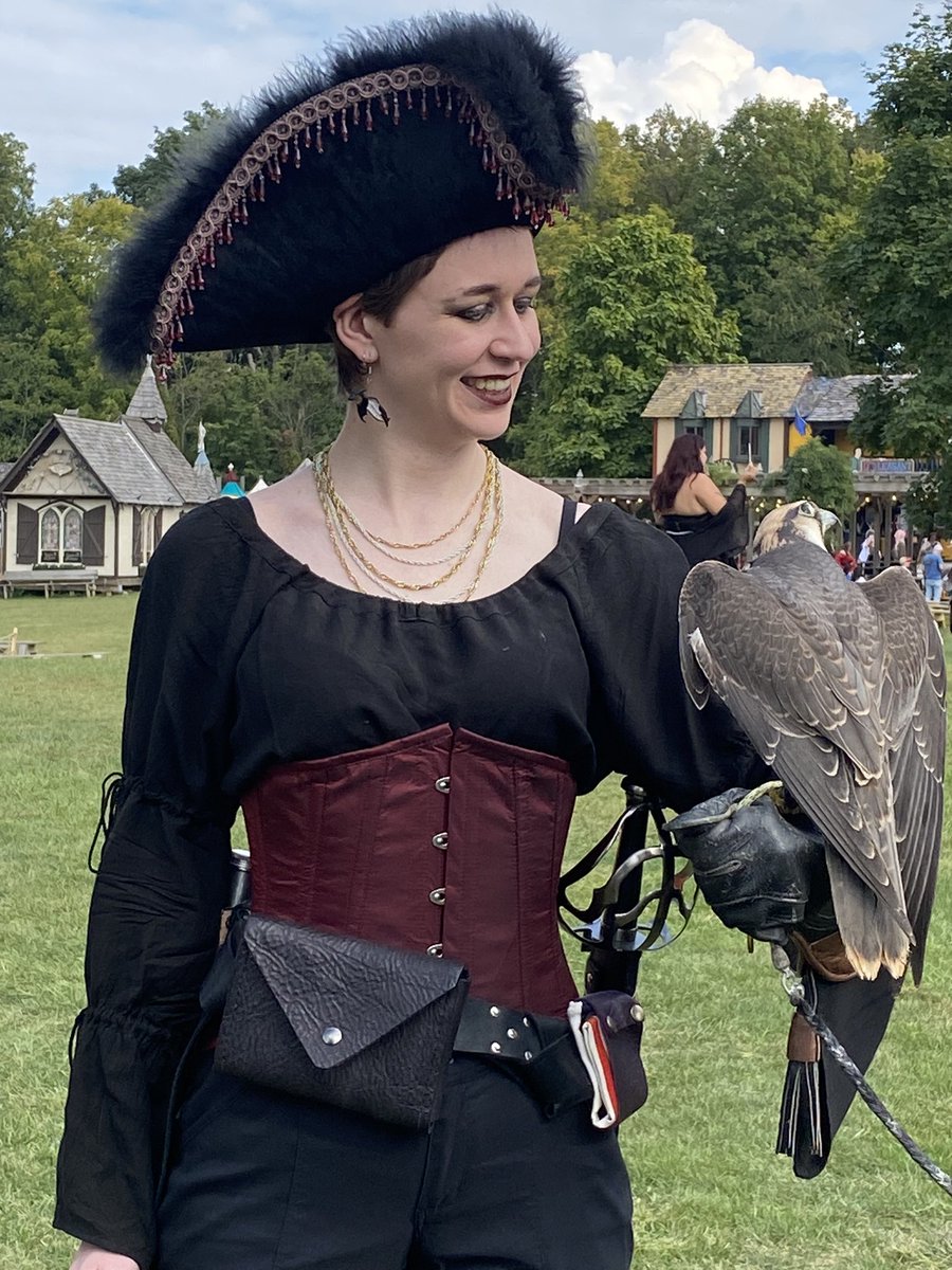 The best Ren Faire accessory: a falcon.